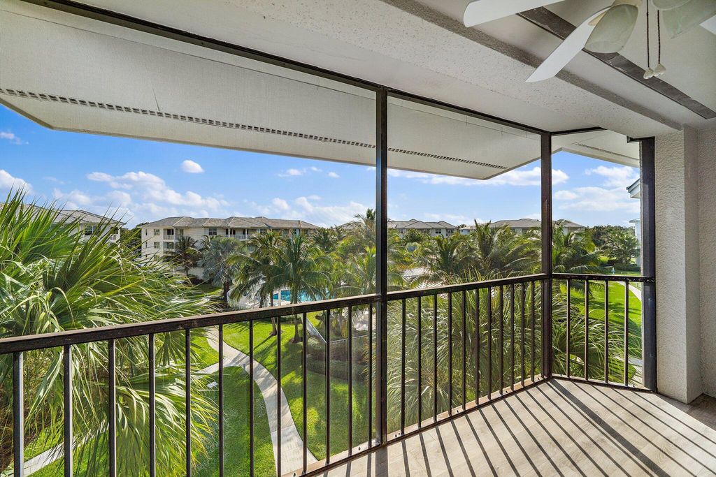 Photo of 243 Bay Colony Drive N, Juno Beach, FL 33408 (MLS # R11150601)