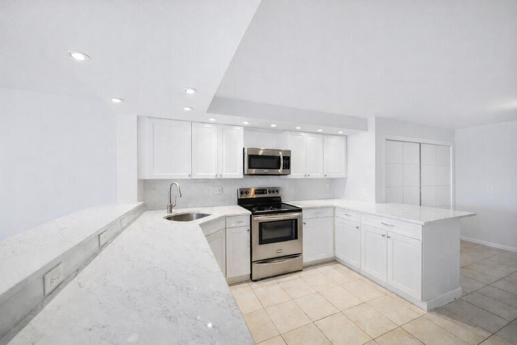 Photo of 243 Bay Colony Drive N, Juno Beach, FL 33408 (MLS # R11150601)