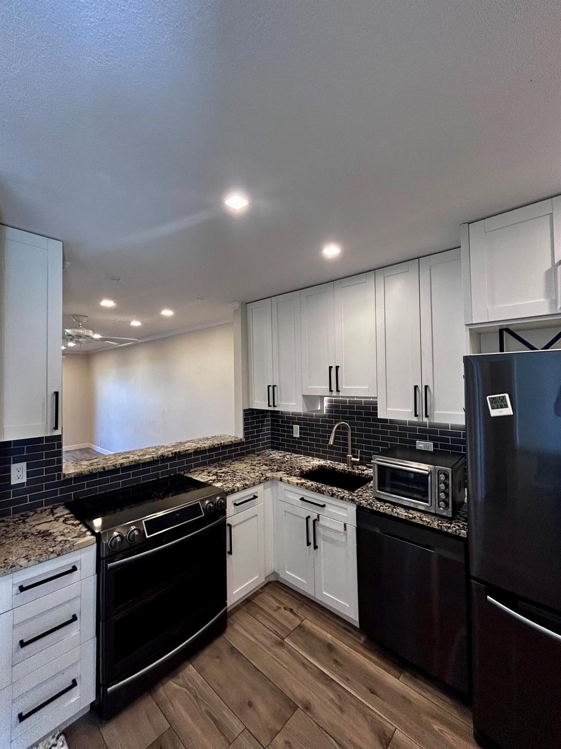 154 Lake Meryl Drive 159
