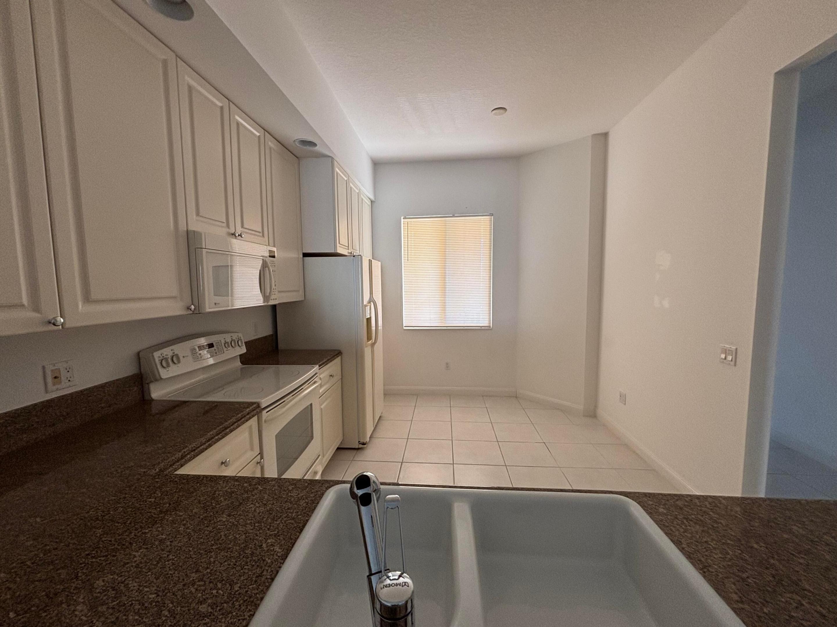 Harbour Isle West - Residential Lease