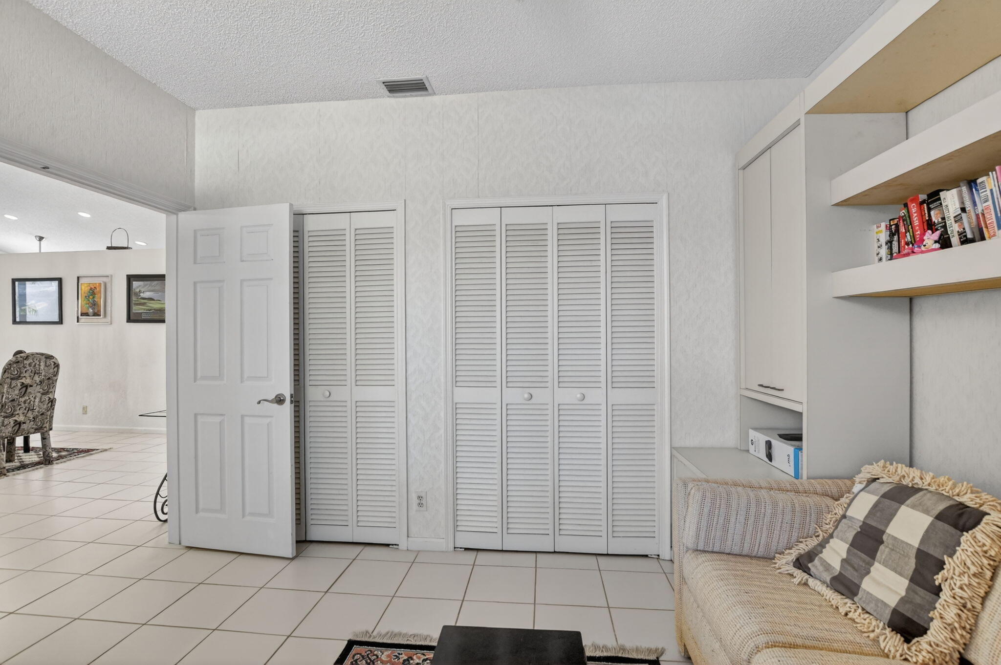 BOCA GREENS 9 - Residential