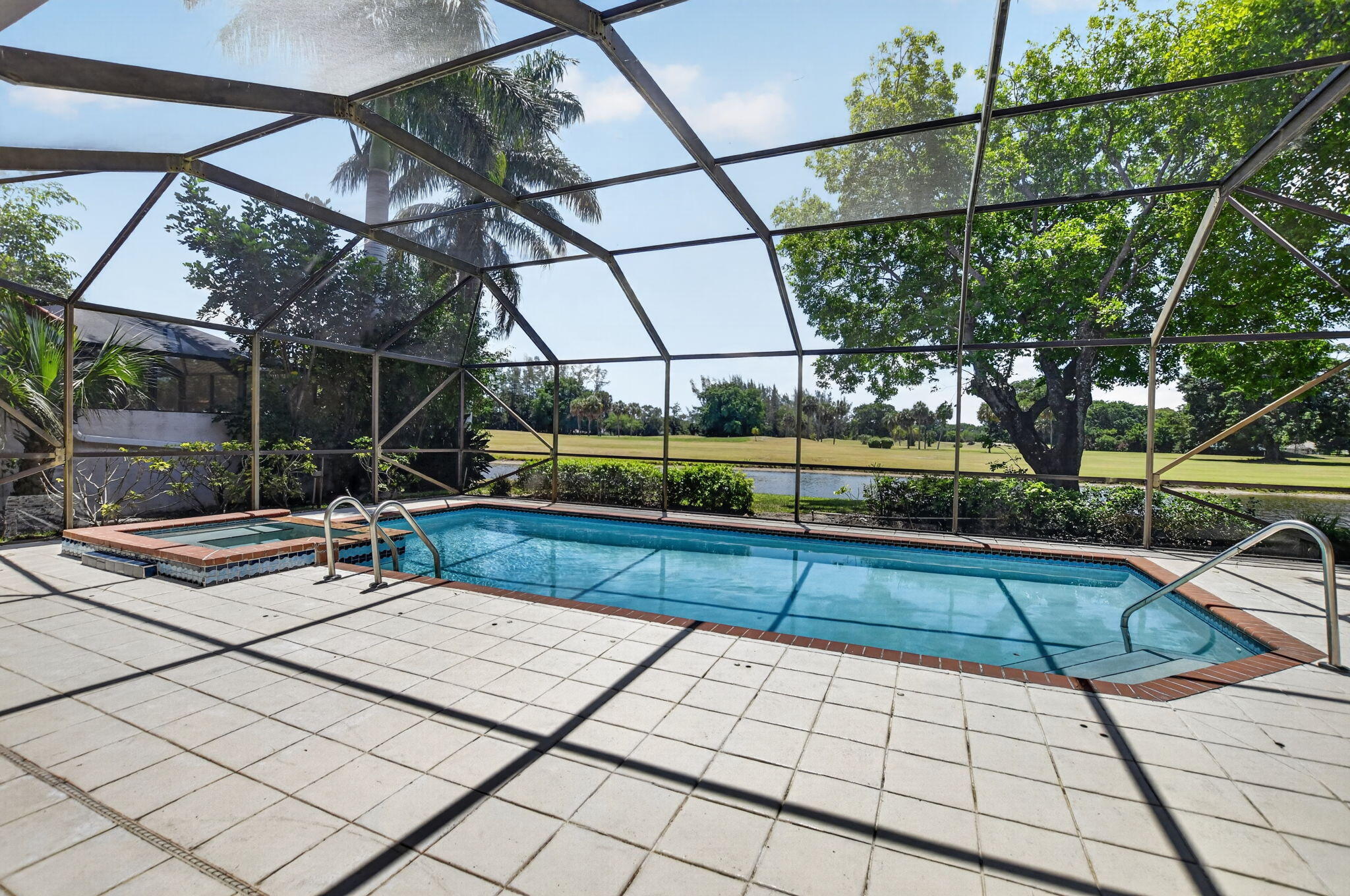 BOCA GREENS 9 - Residential