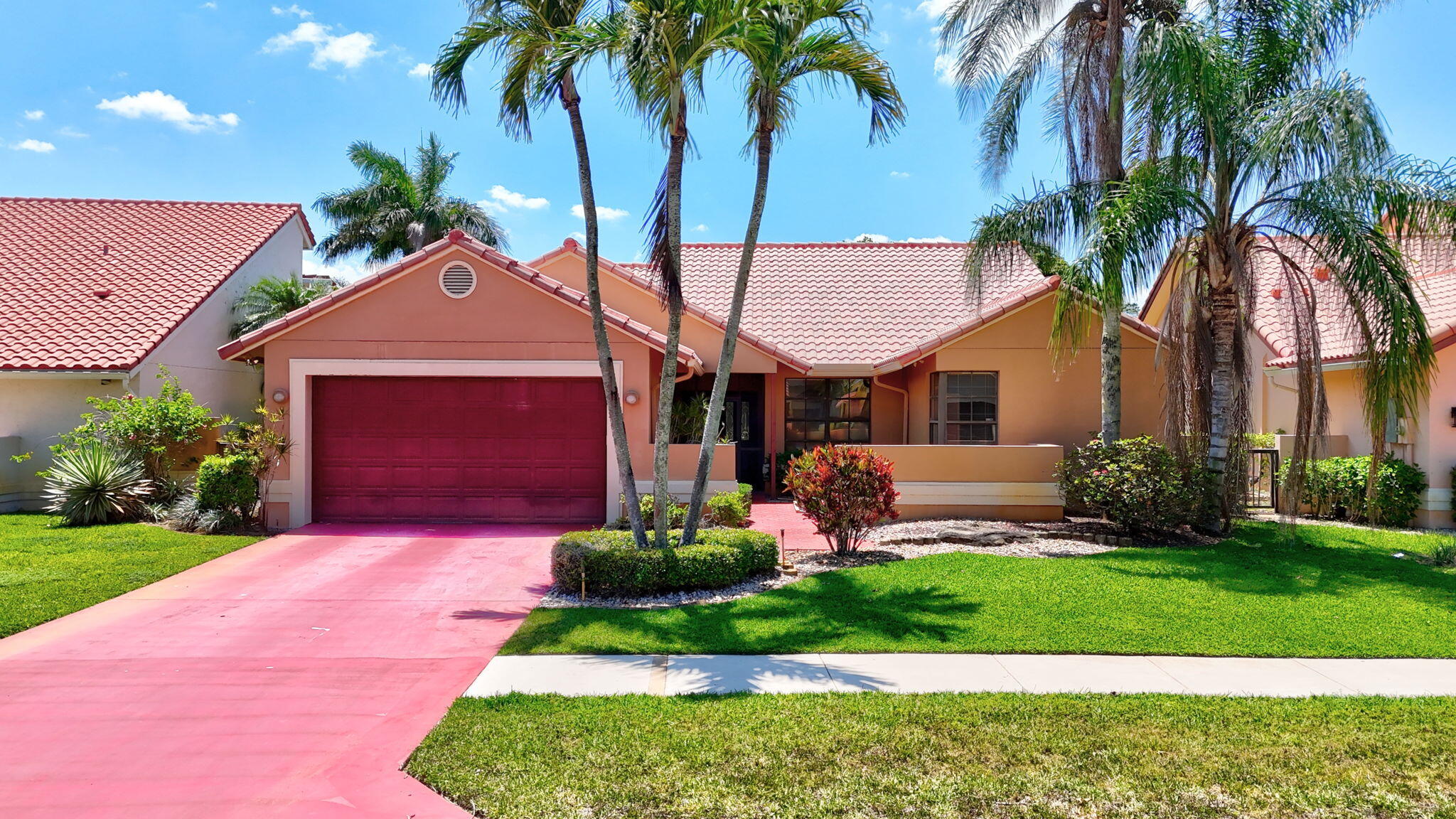 BOCA GREENS 9 - Residential