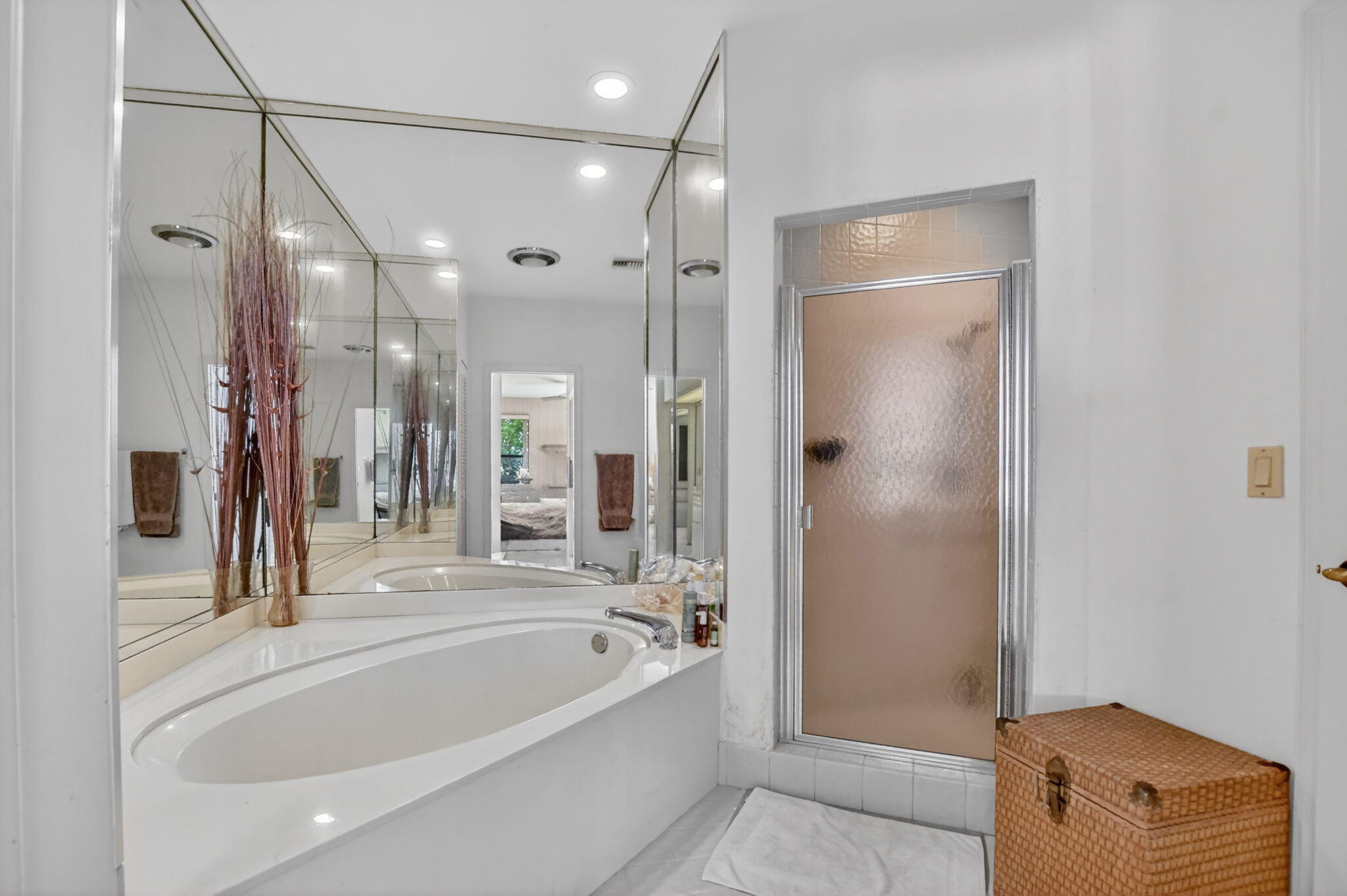 BOCA GREENS 9 - Residential