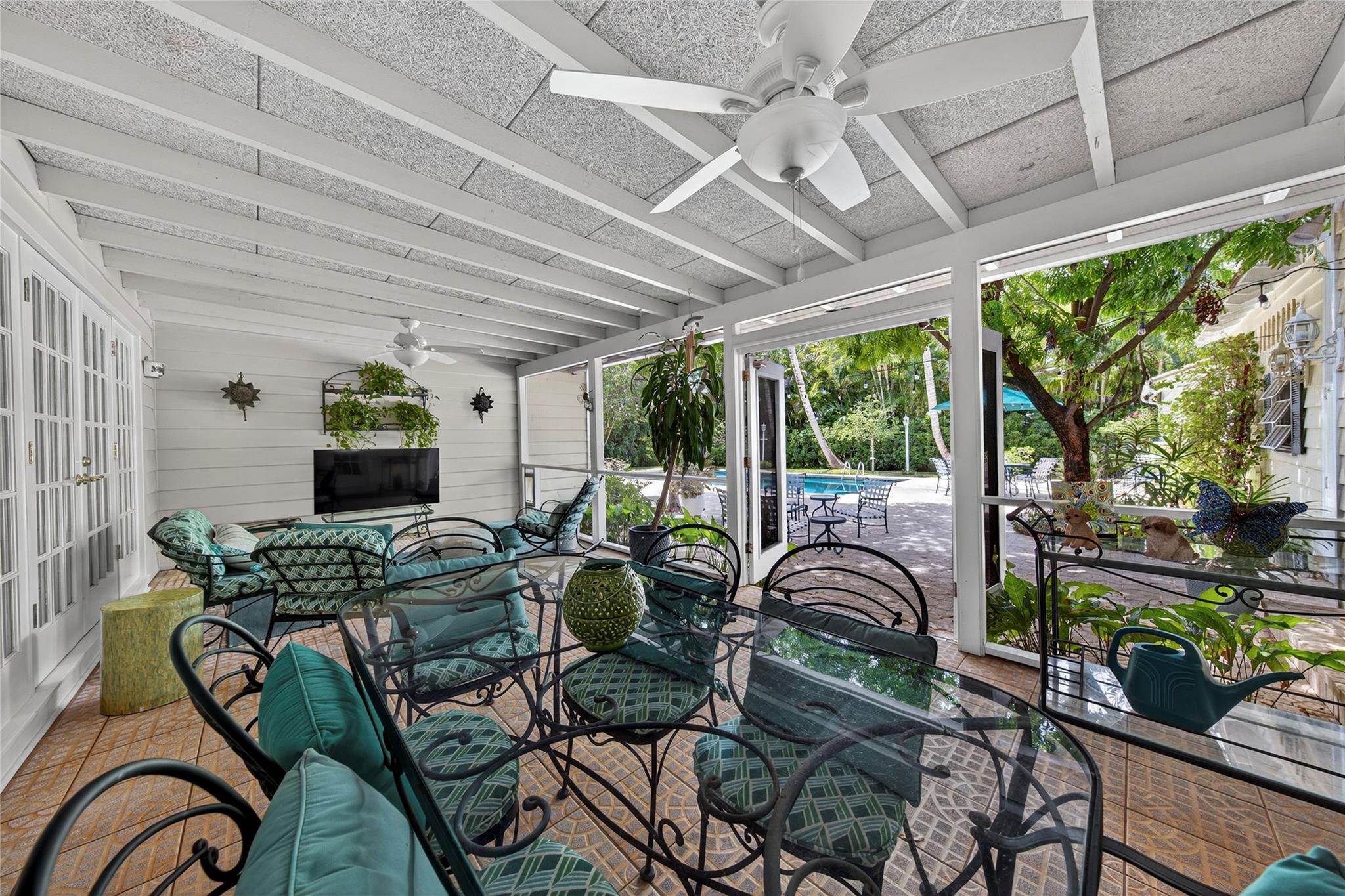 Rio Vista Isles - Land