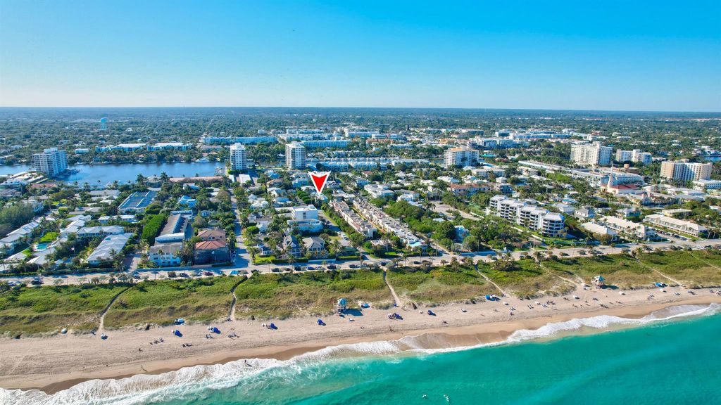 Photo of 1000 Ocean Terrace #2, Delray Beach, FL 33483 (MLS # R11041034)