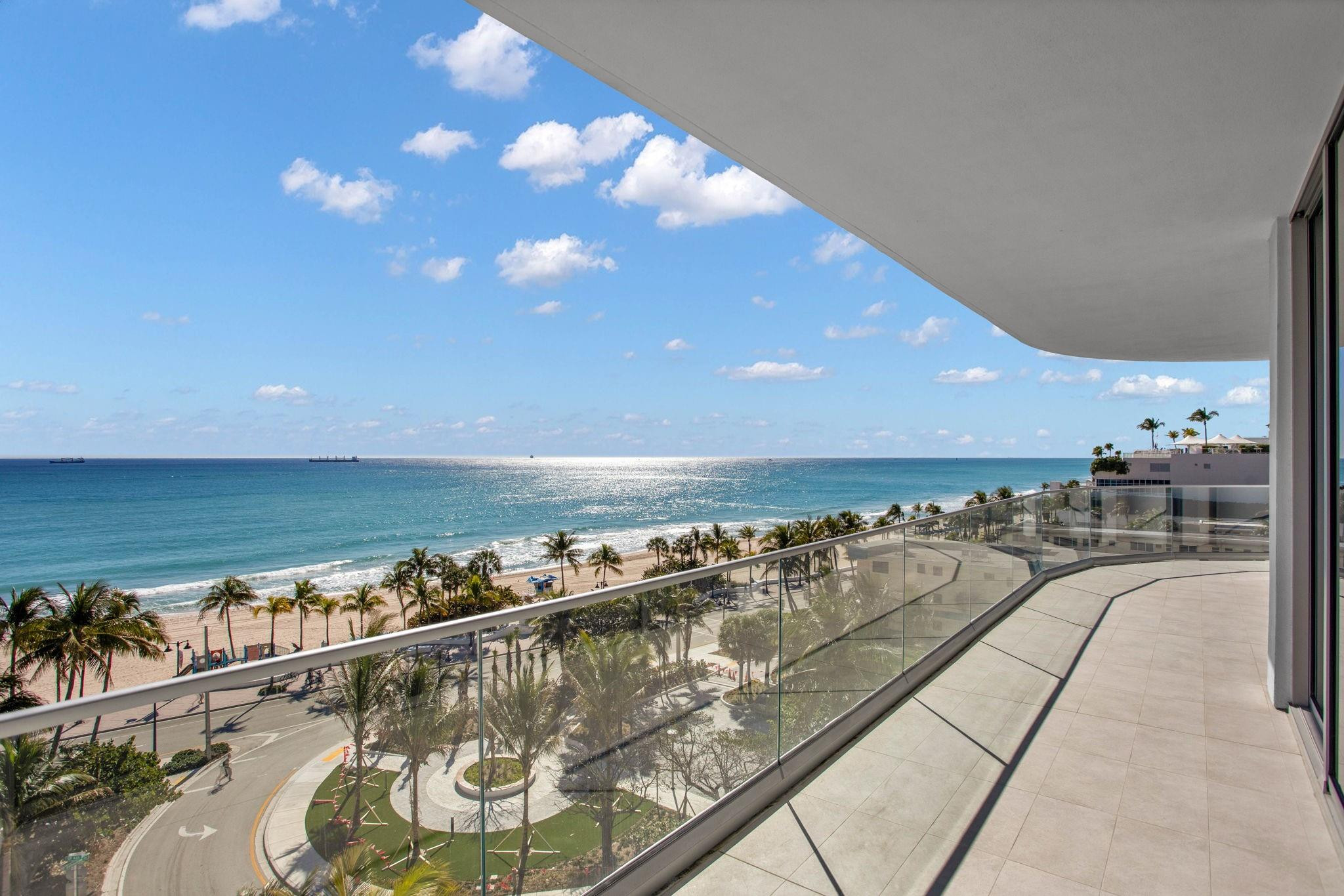 151 N Seabreeze Boulevard 501-E