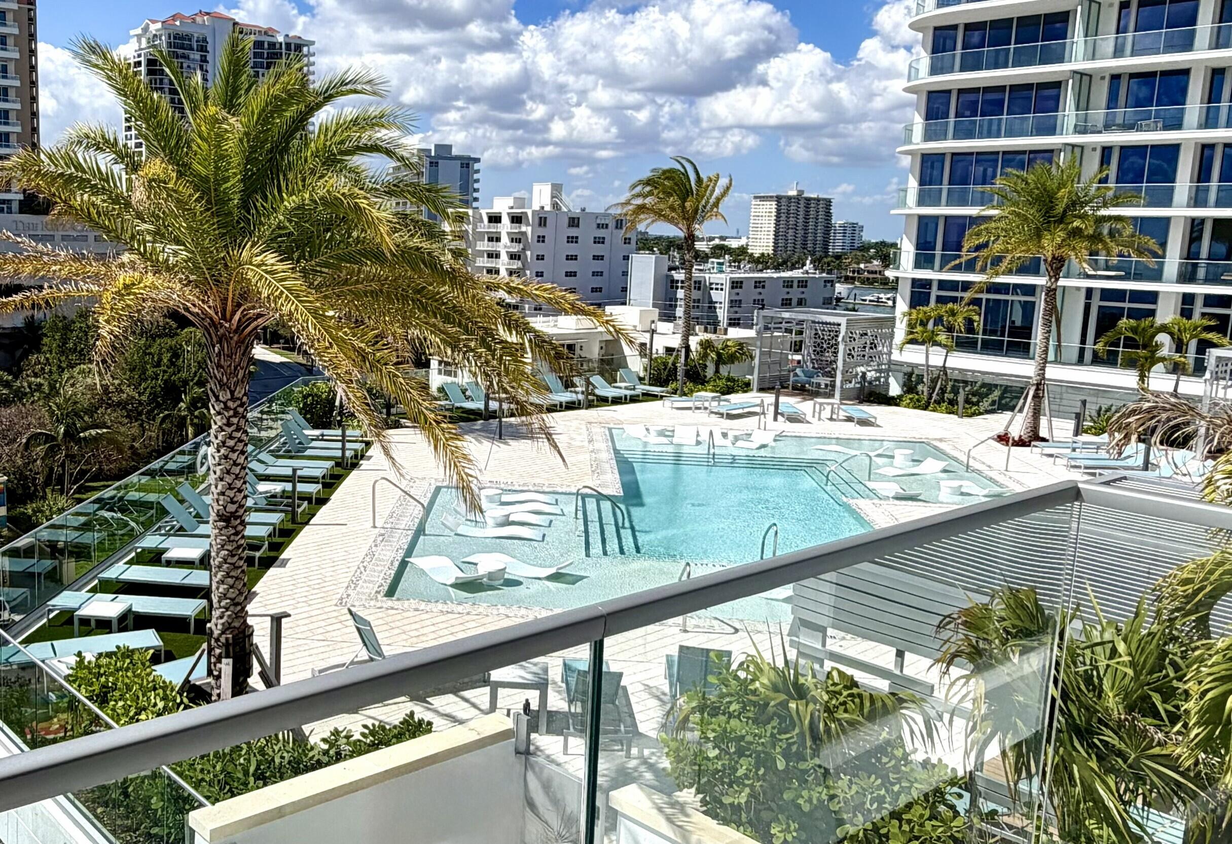 151 N Seabreeze Boulevard E-501