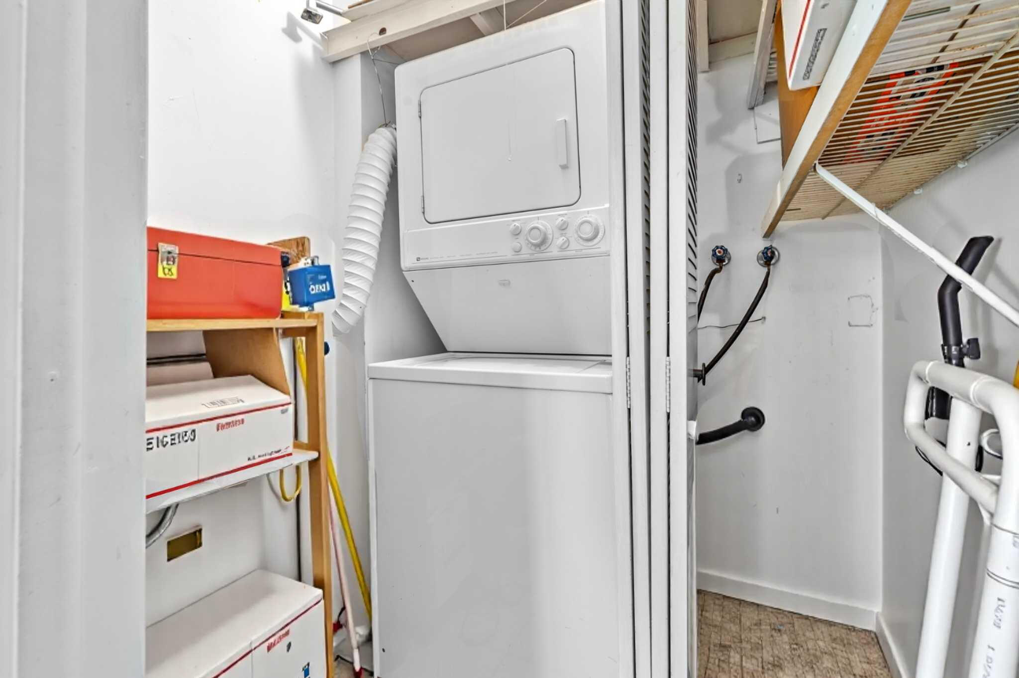 KINGS POINT PIEDMONT CONDOS - Residential Lease