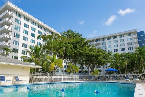 4350 Hillcrest Drive 1001 1003 Hollywood FL 33021