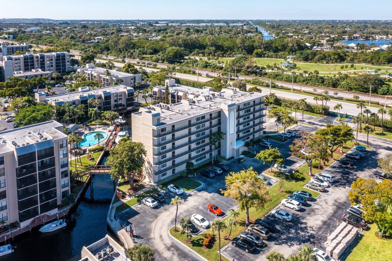 BOCA BAYOU CONDO - Residential Lease