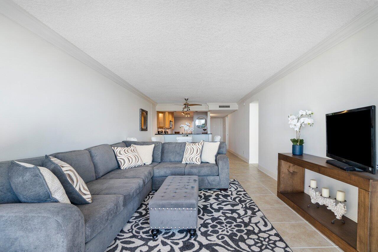 BOCA BAYOU CONDO - Residential Lease