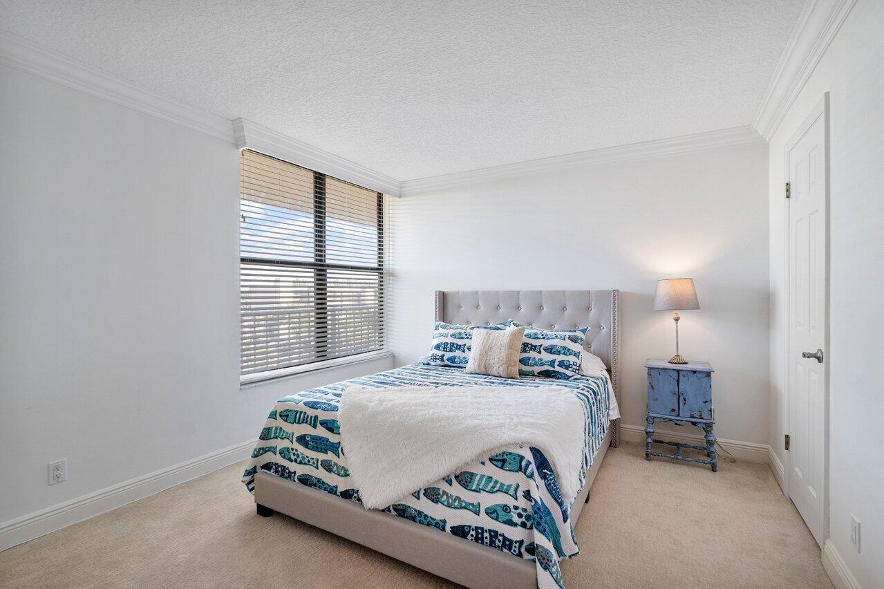 BOCA BAYOU CONDO - Residential Lease