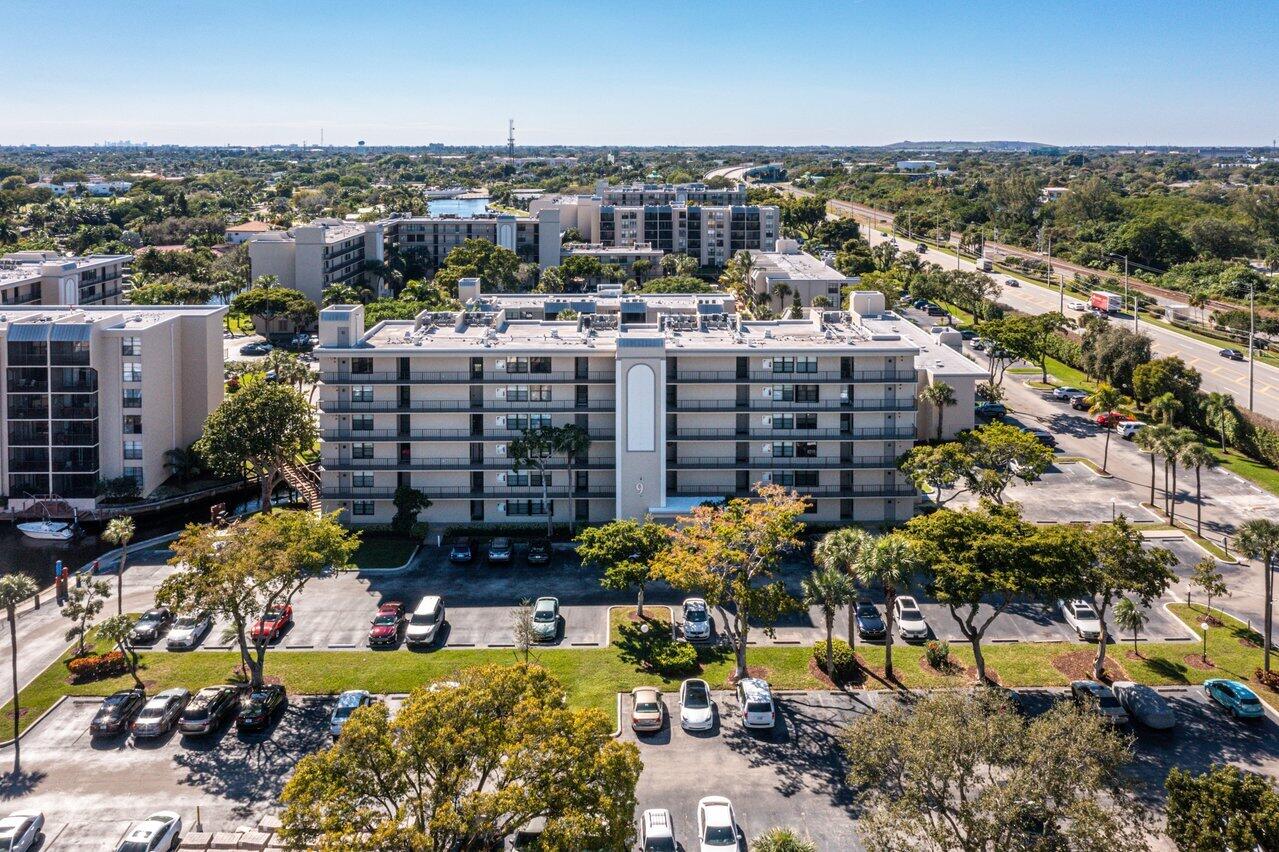 BOCA BAYOU CONDO - Residential Lease