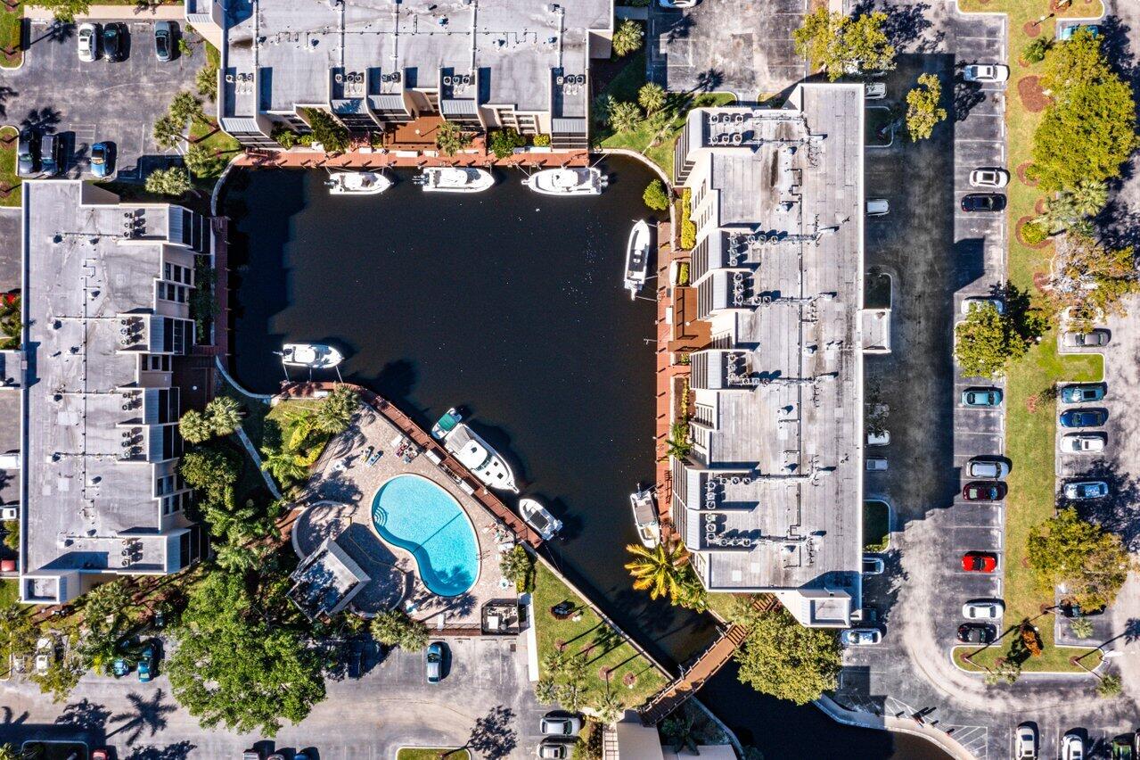 BOCA BAYOU CONDO - Residential Lease