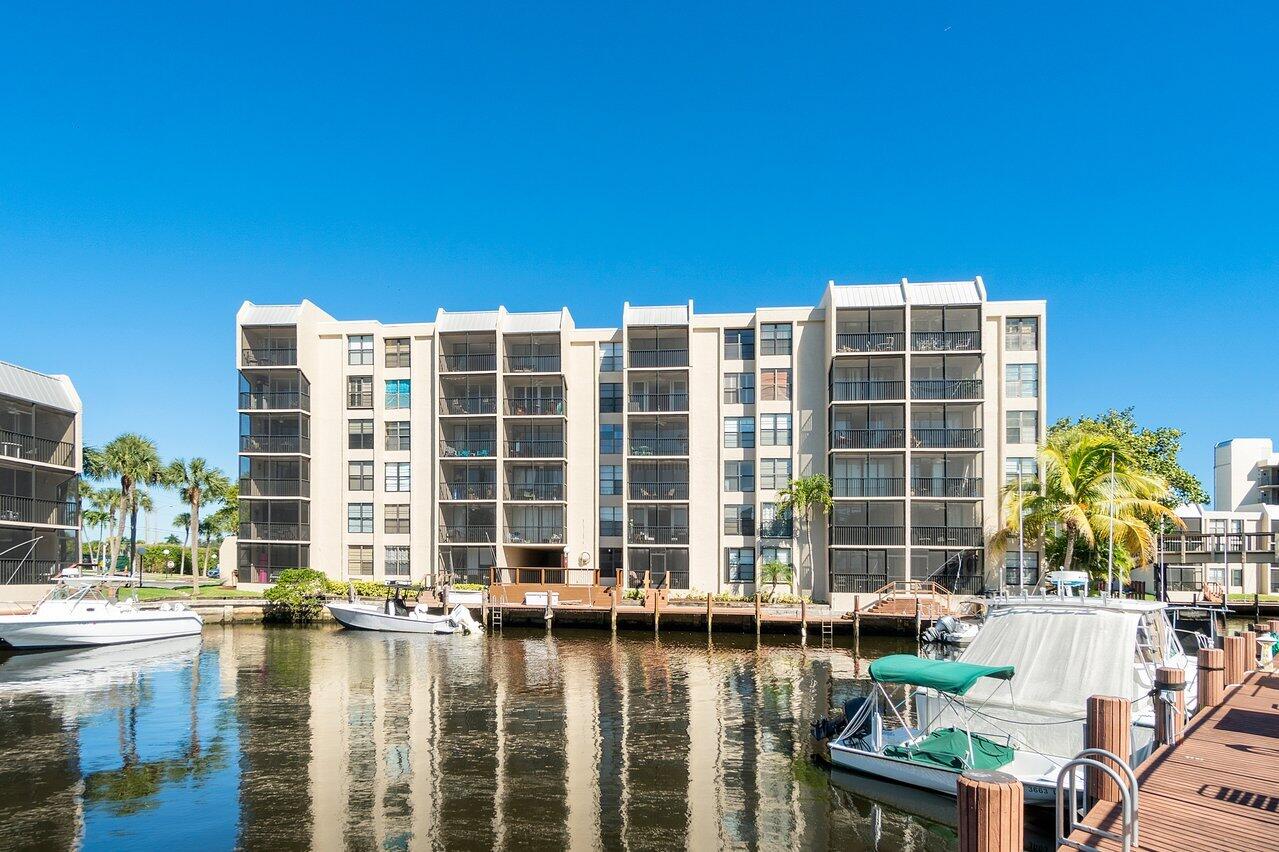 BOCA BAYOU CONDO - Residential Lease