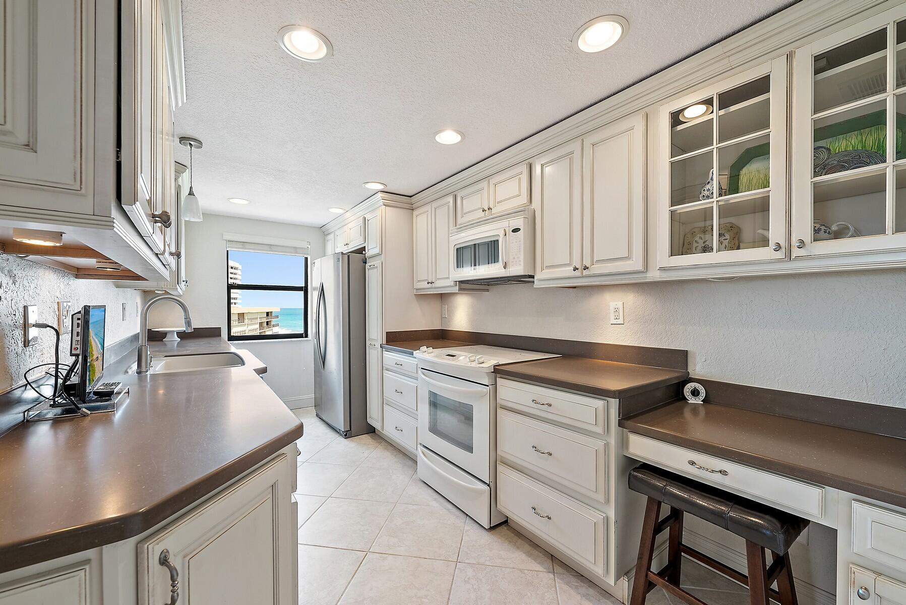 SEA WINDS CONDOMINIUM - Residential