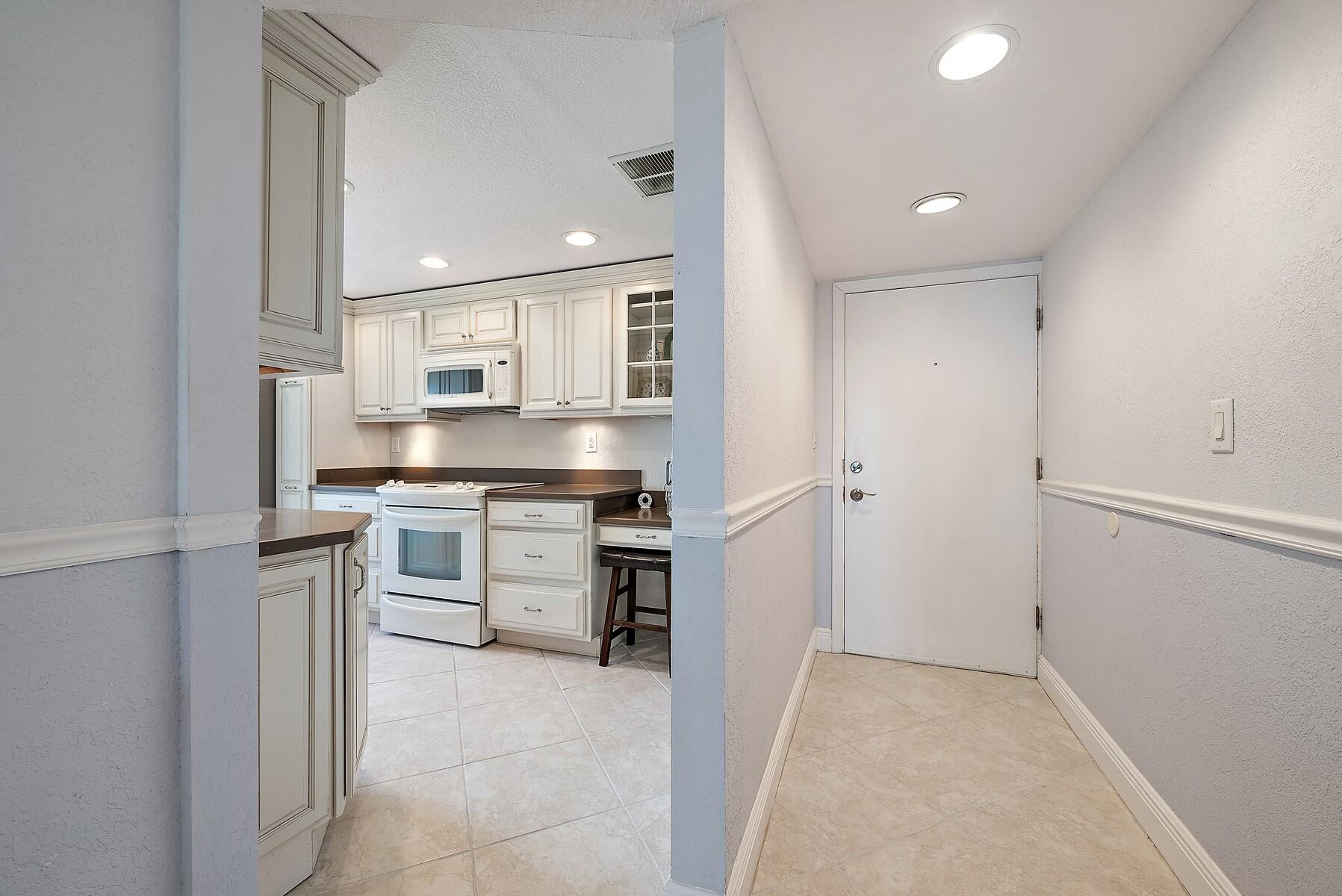 SEA WINDS CONDOMINIUM - Residential