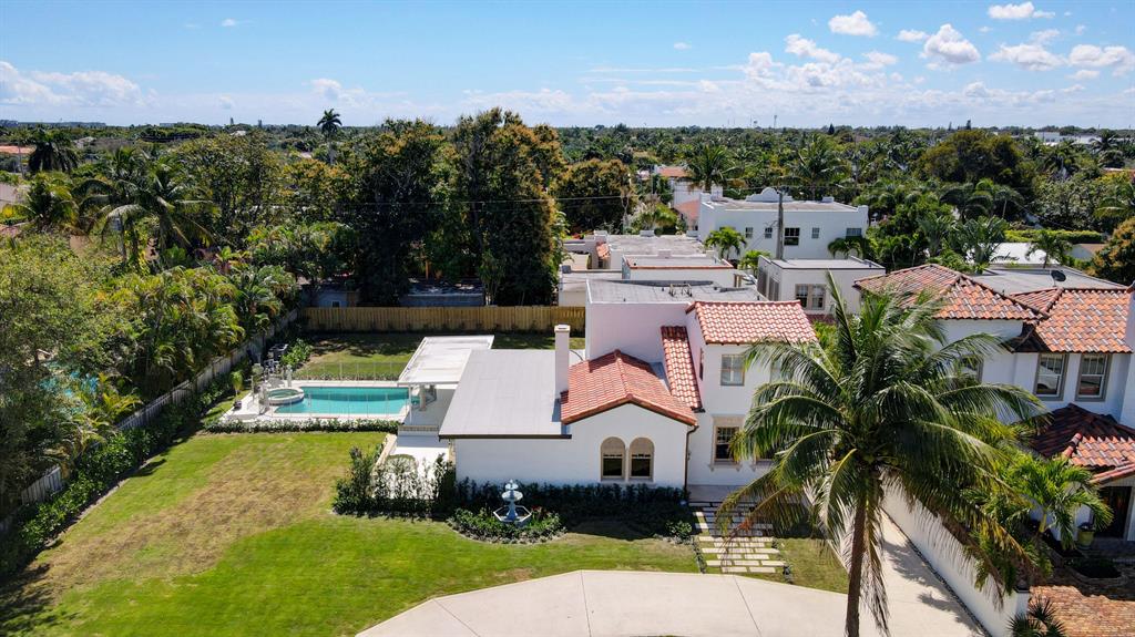 LAKEWOOD - Residential