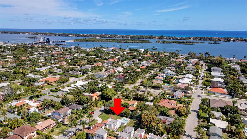 LAKEWOOD - Residential