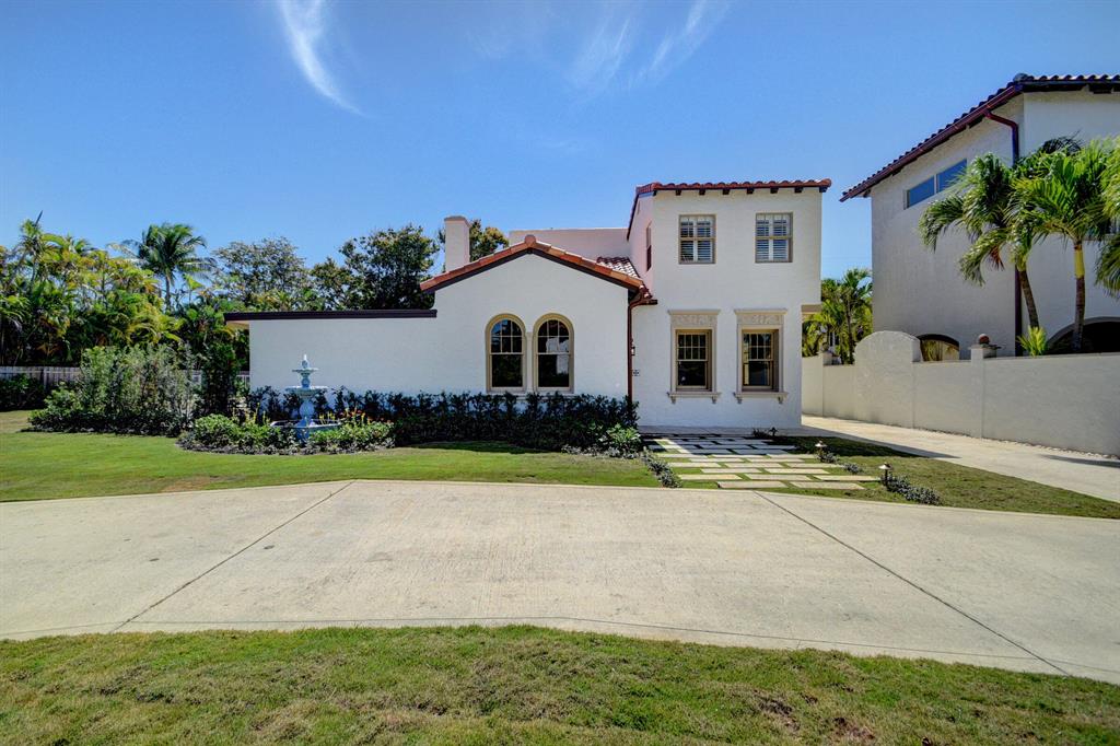 LAKEWOOD - Residential