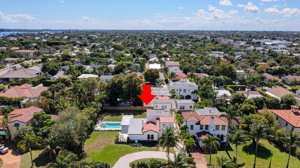 LAKEWOOD - Residential