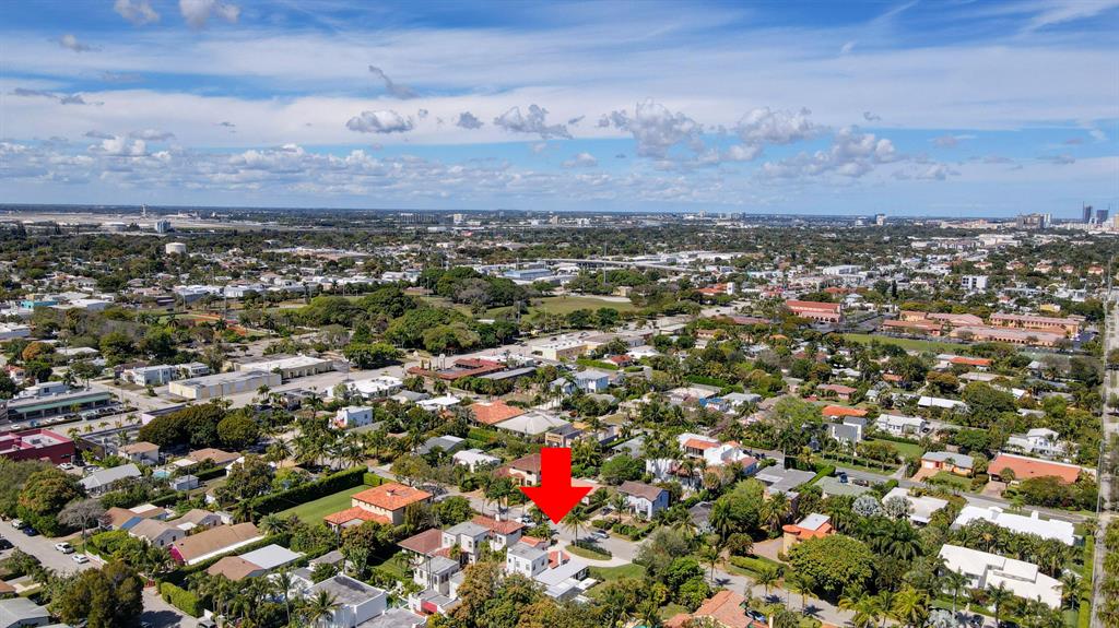 LAKEWOOD - Residential