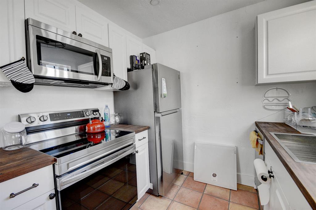 LAKEWOOD - Residential