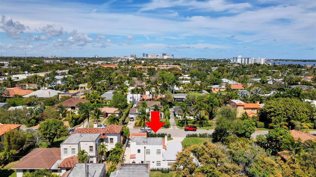 LAKEWOOD - Residential