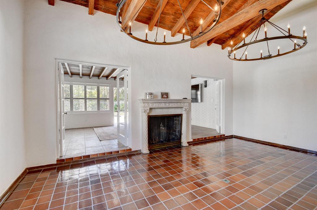 LAKEWOOD - Residential