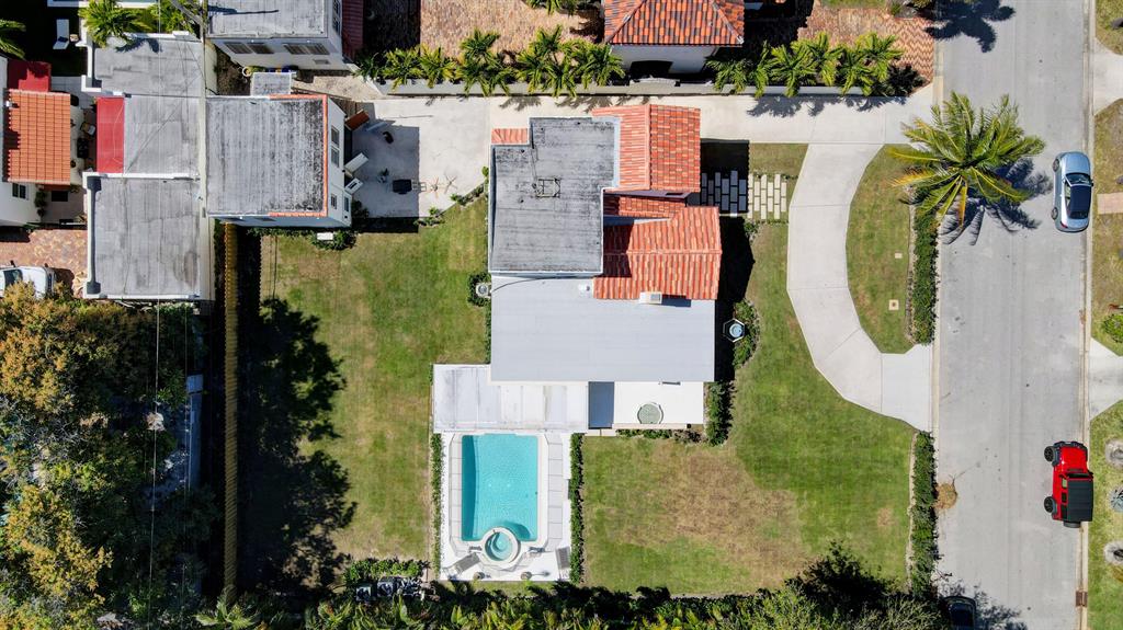 LAKEWOOD - Residential