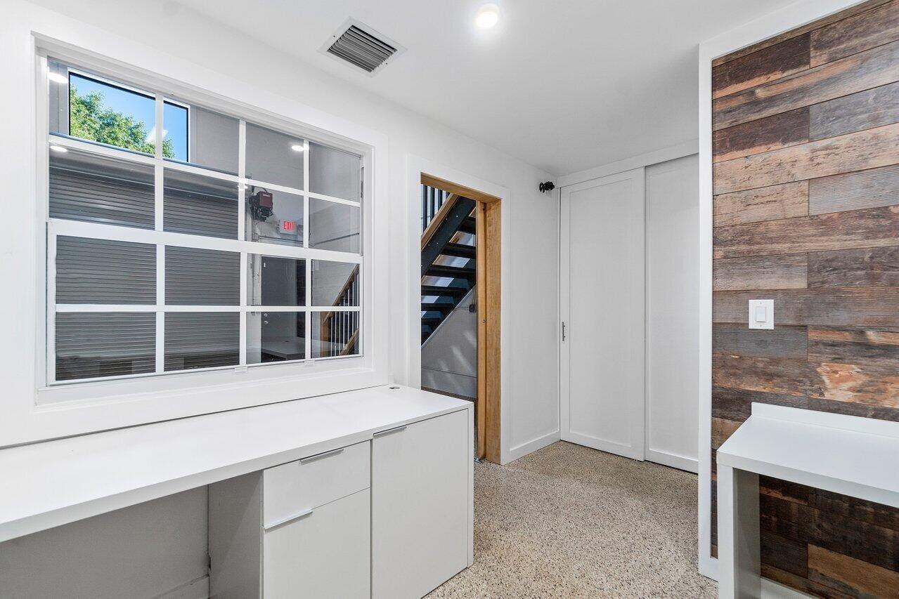 TURNPIKE COMMERCIAL PLAZA - Commercial Sale