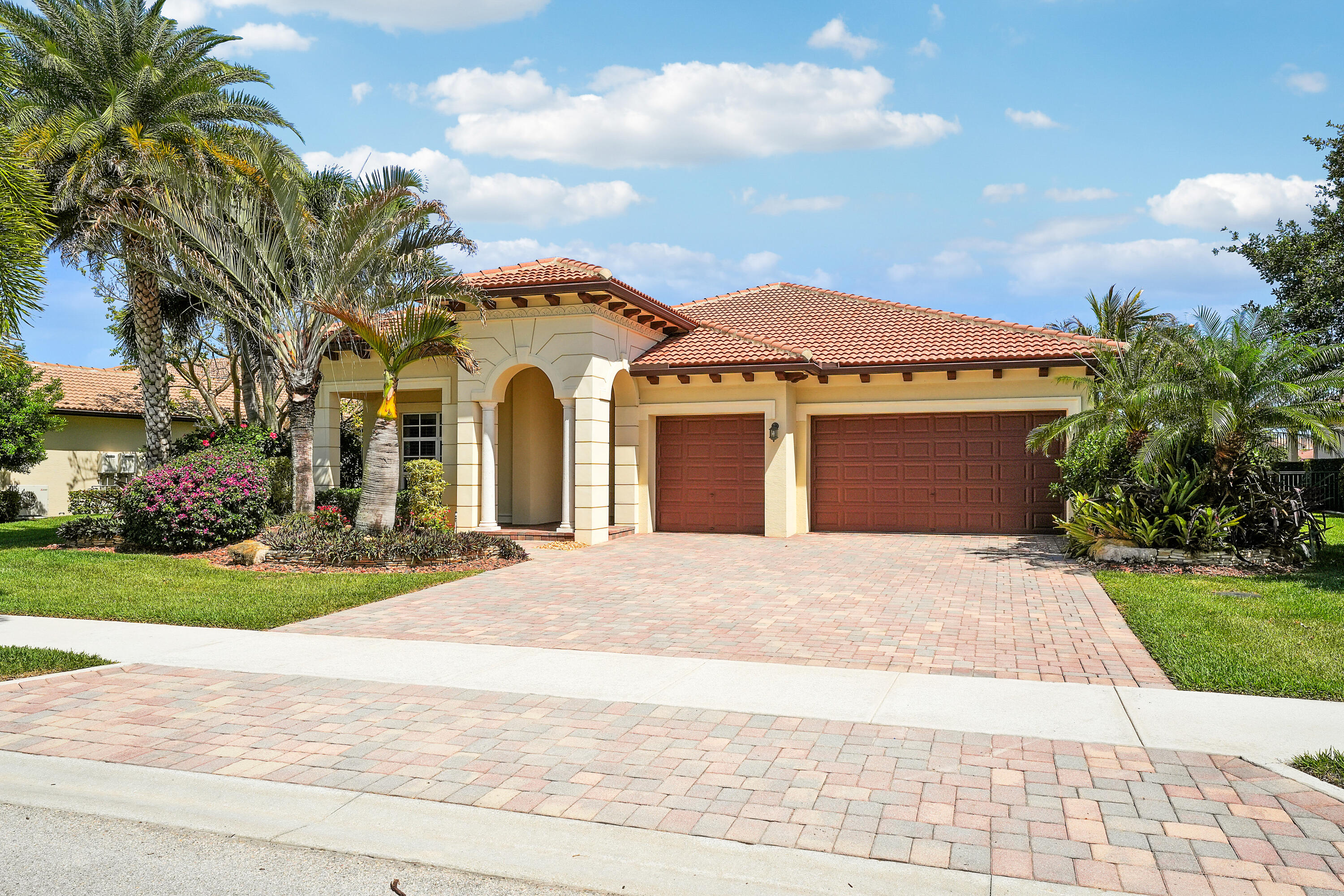LOXAHATCHEE RESERVE - Residential