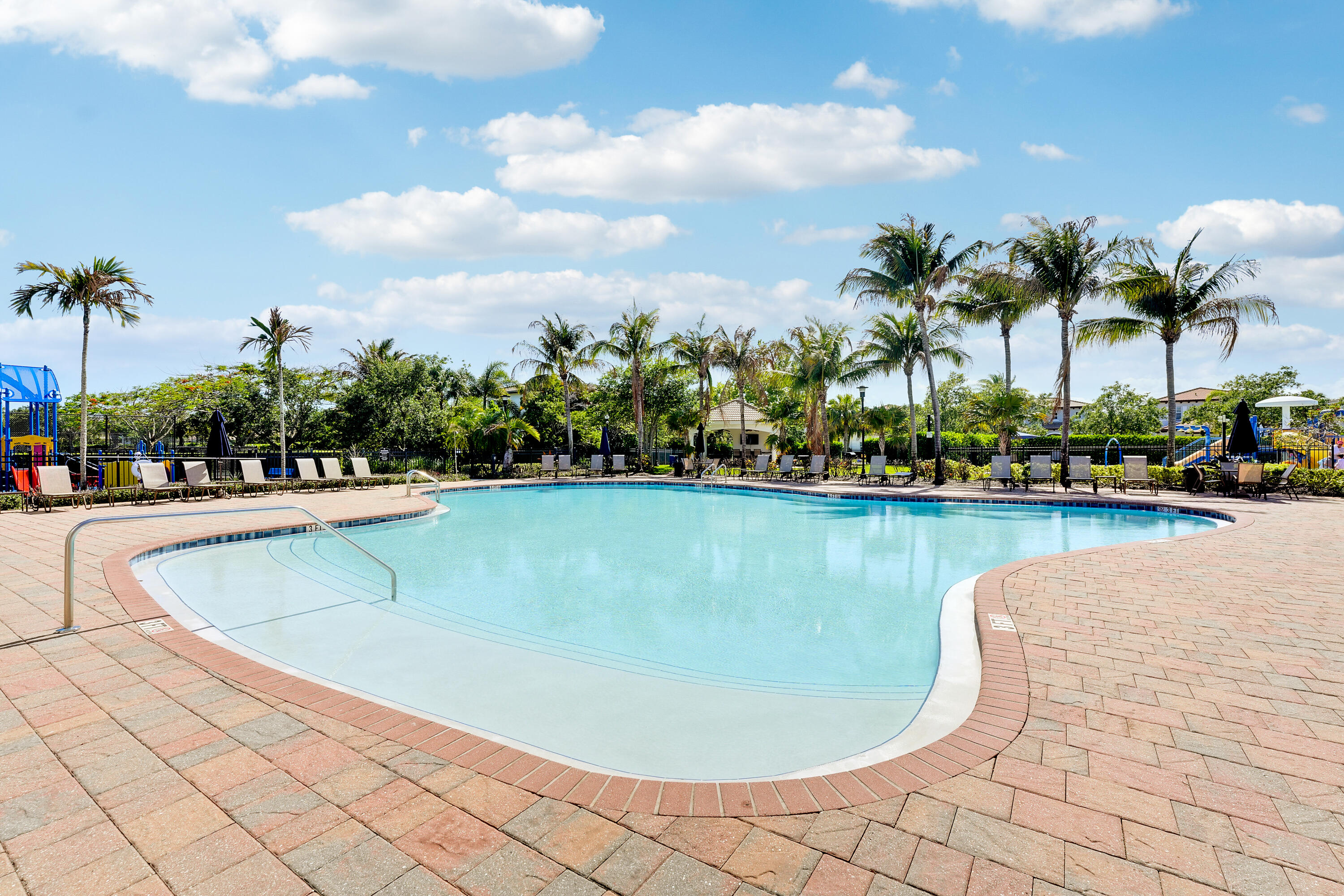 LOXAHATCHEE RESERVE - Residential