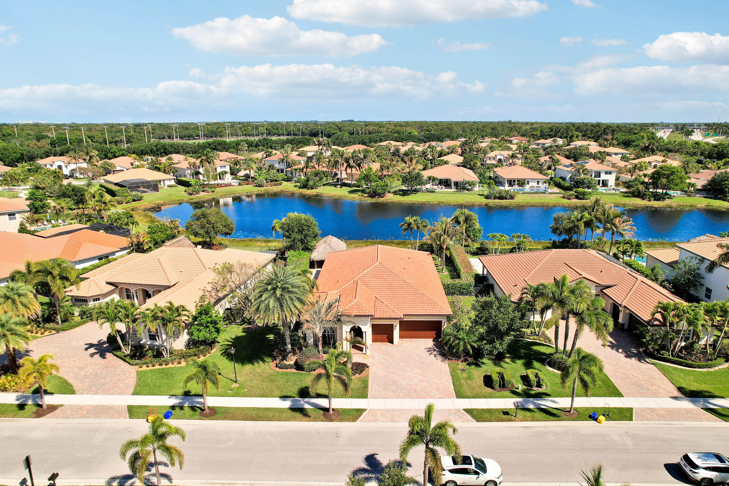LOXAHATCHEE RESERVE - Residential