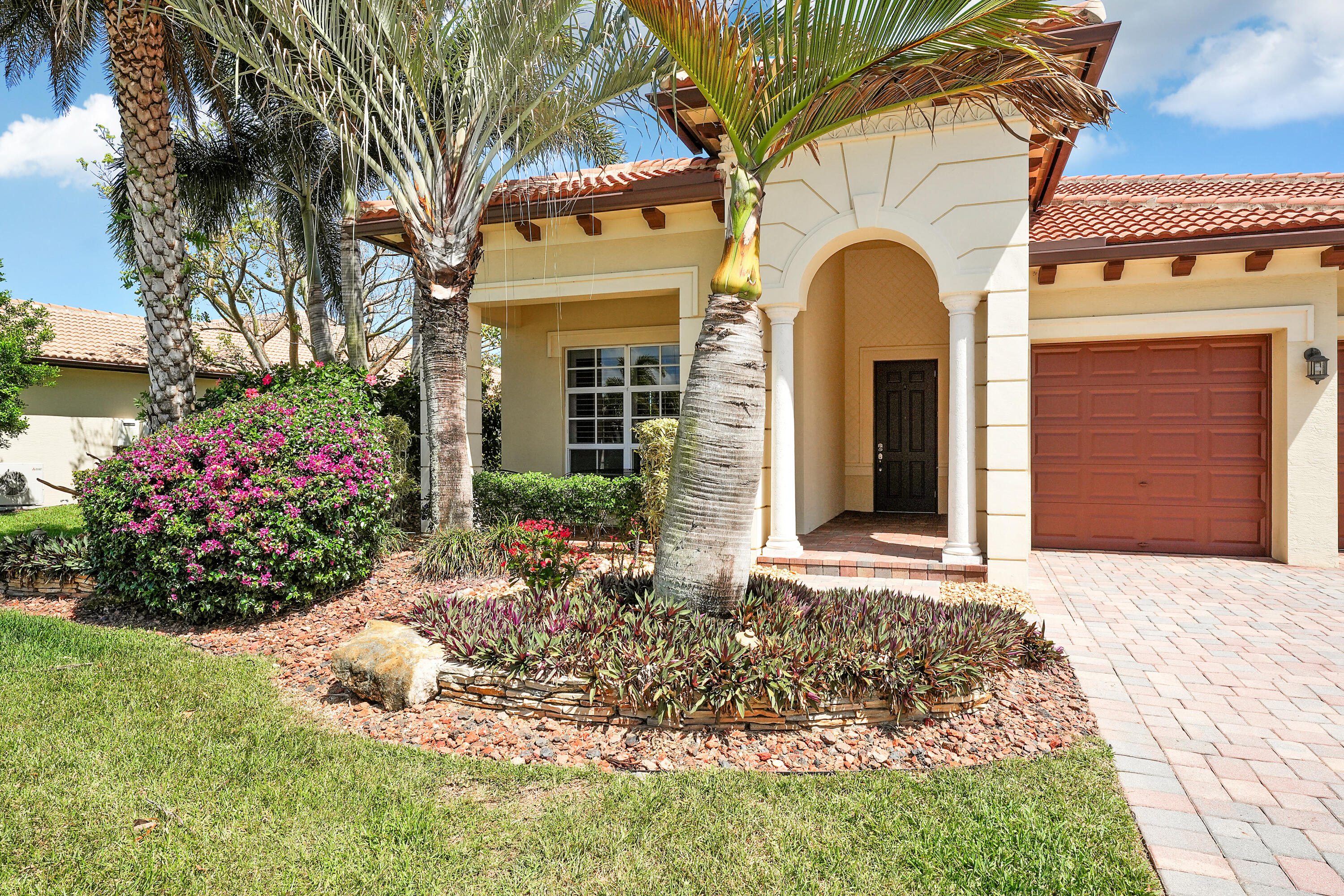 LOXAHATCHEE RESERVE - Residential