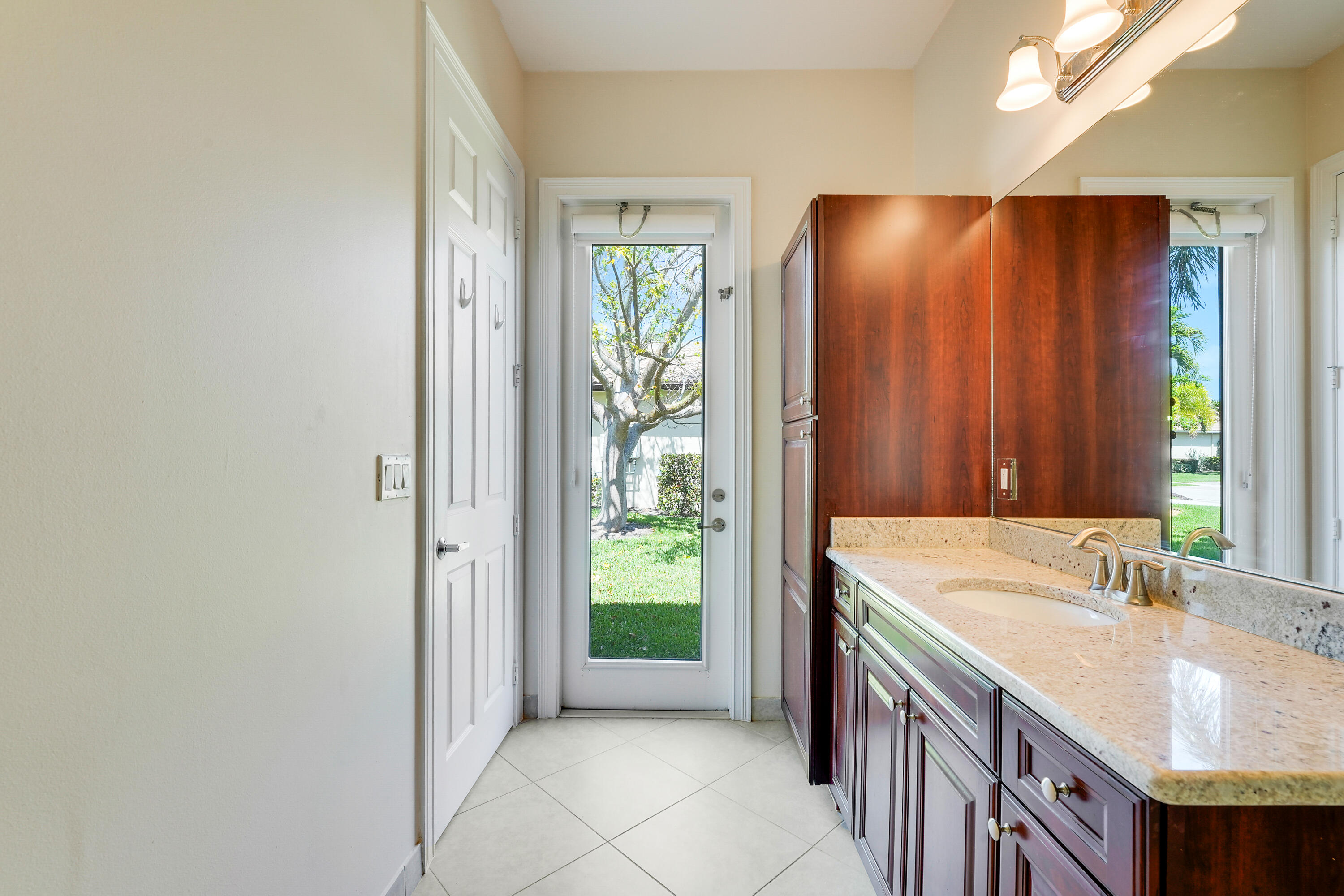 LOXAHATCHEE RESERVE - Residential