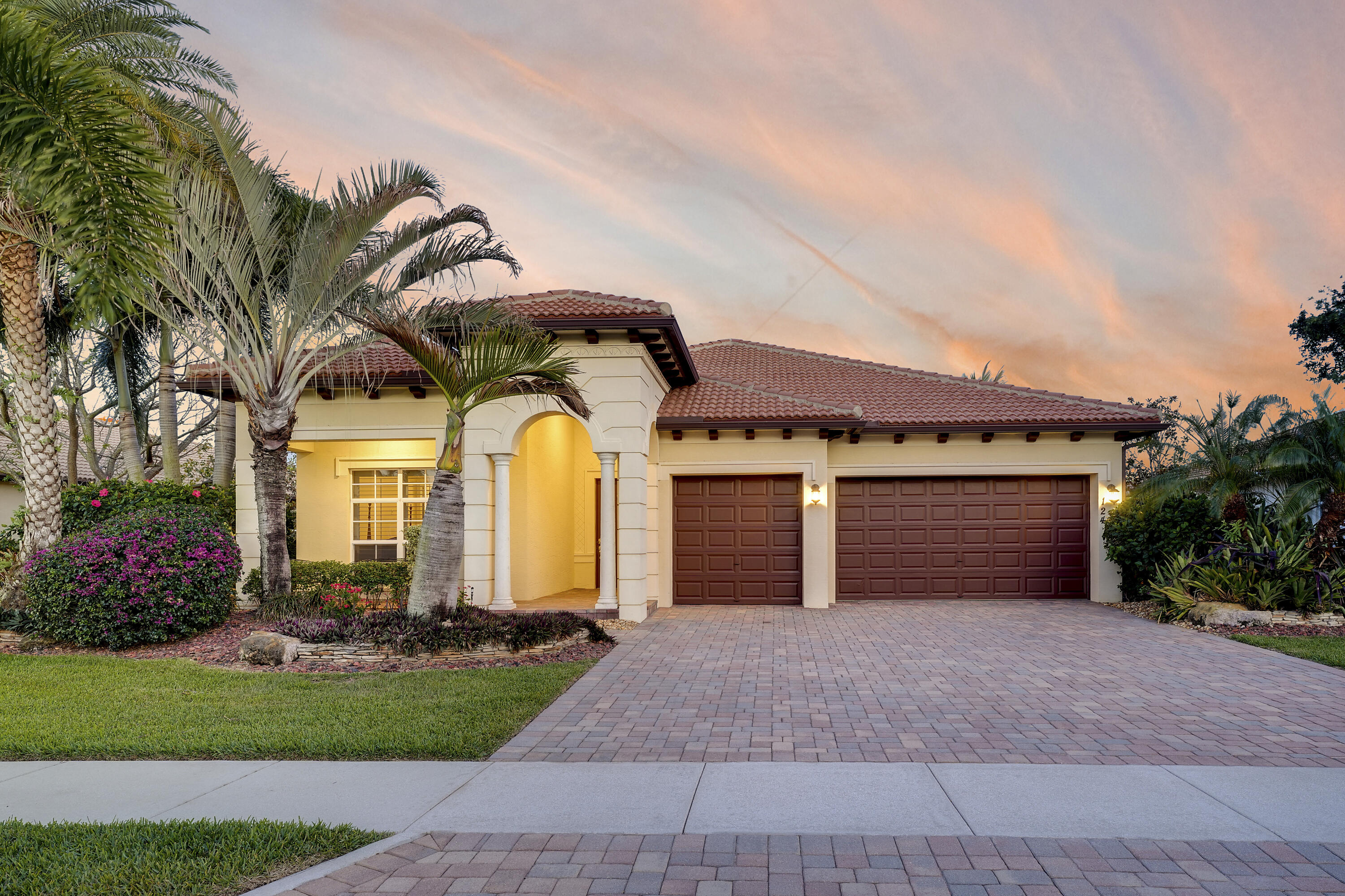 LOXAHATCHEE RESERVE - Residential