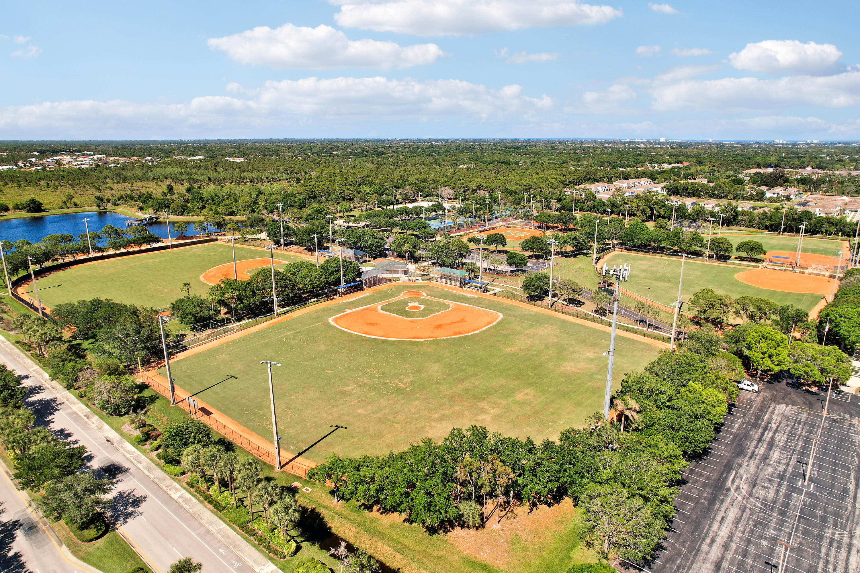 LOXAHATCHEE RESERVE - Residential