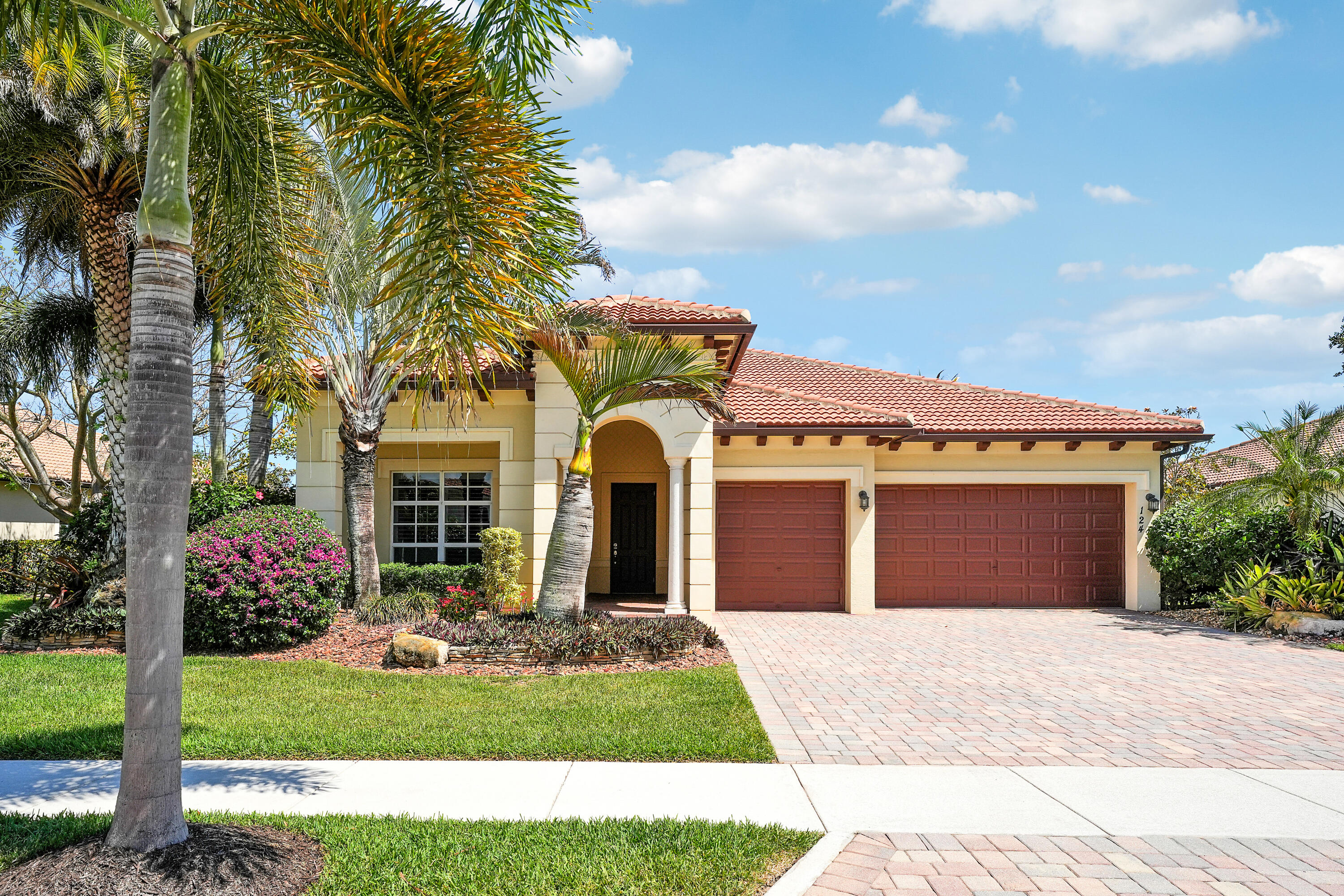 LOXAHATCHEE RESERVE - Residential