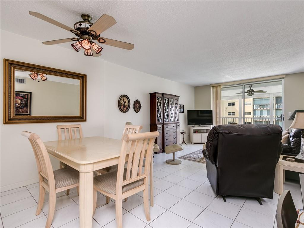 MEADOWBROOK - Residential