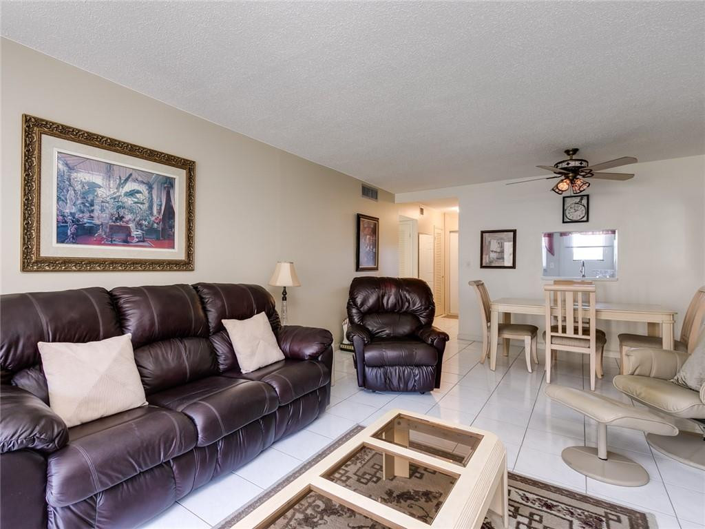 MEADOWBROOK - Residential