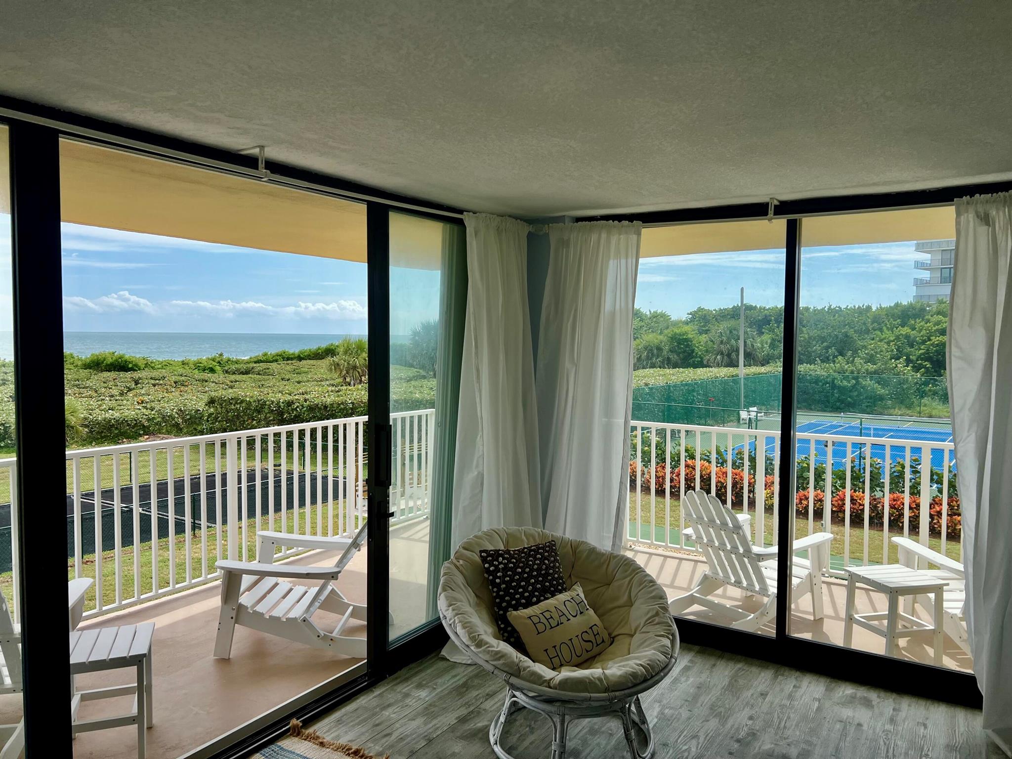 SEA PALMS CONDOMINIUM - Residential