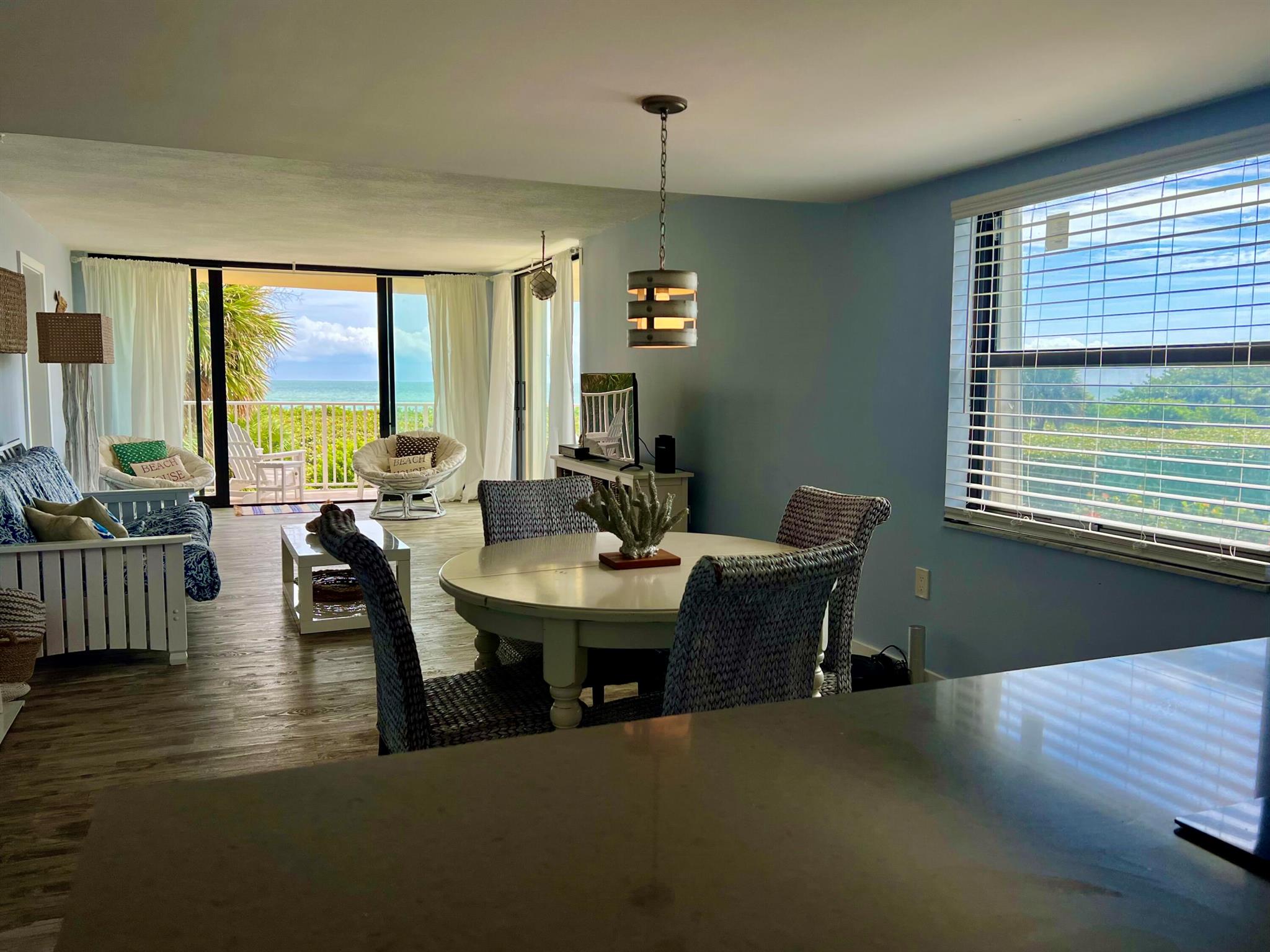 SEA PALMS CONDOMINIUM - Residential