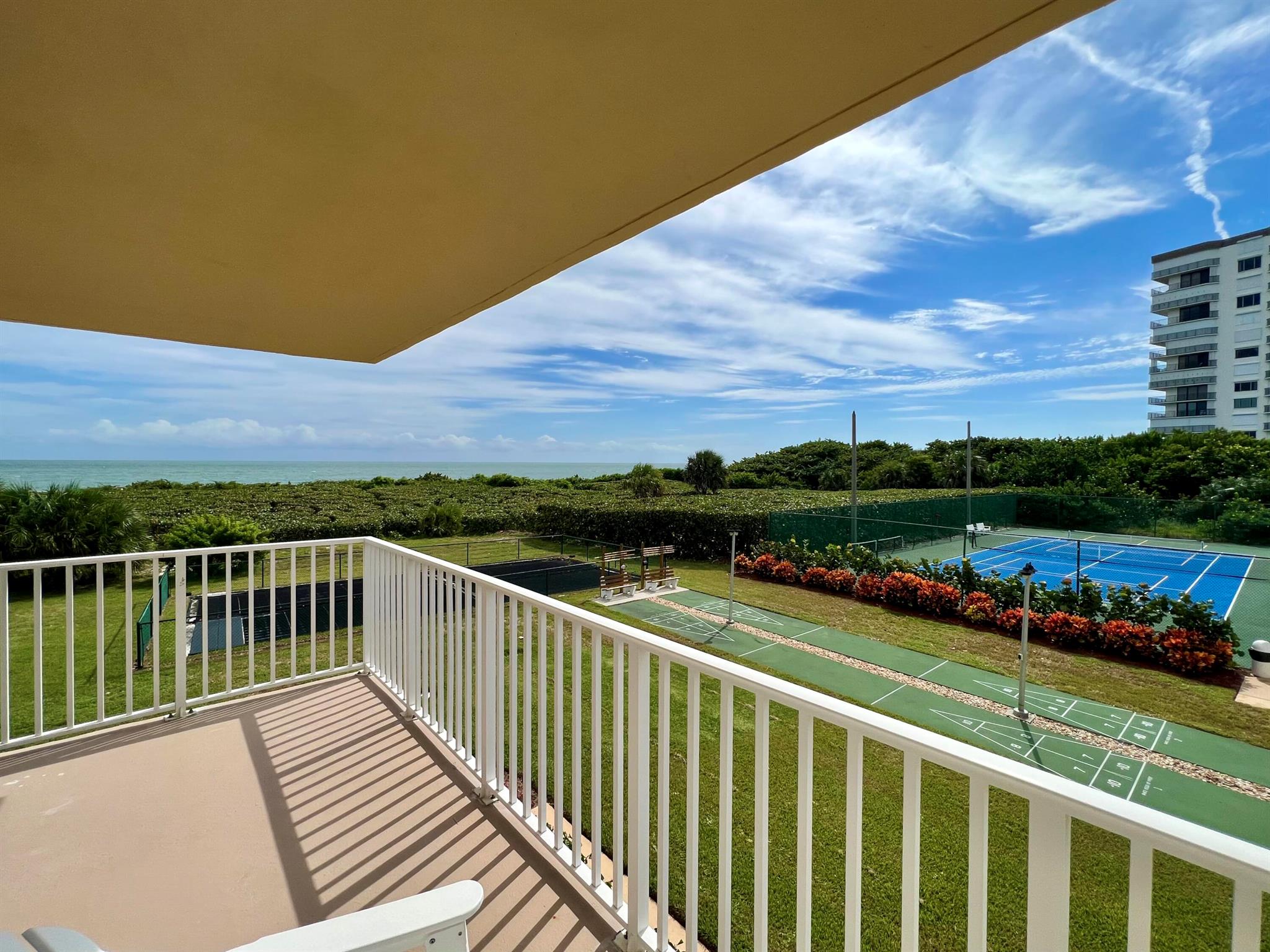 SEA PALMS CONDOMINIUM - Residential