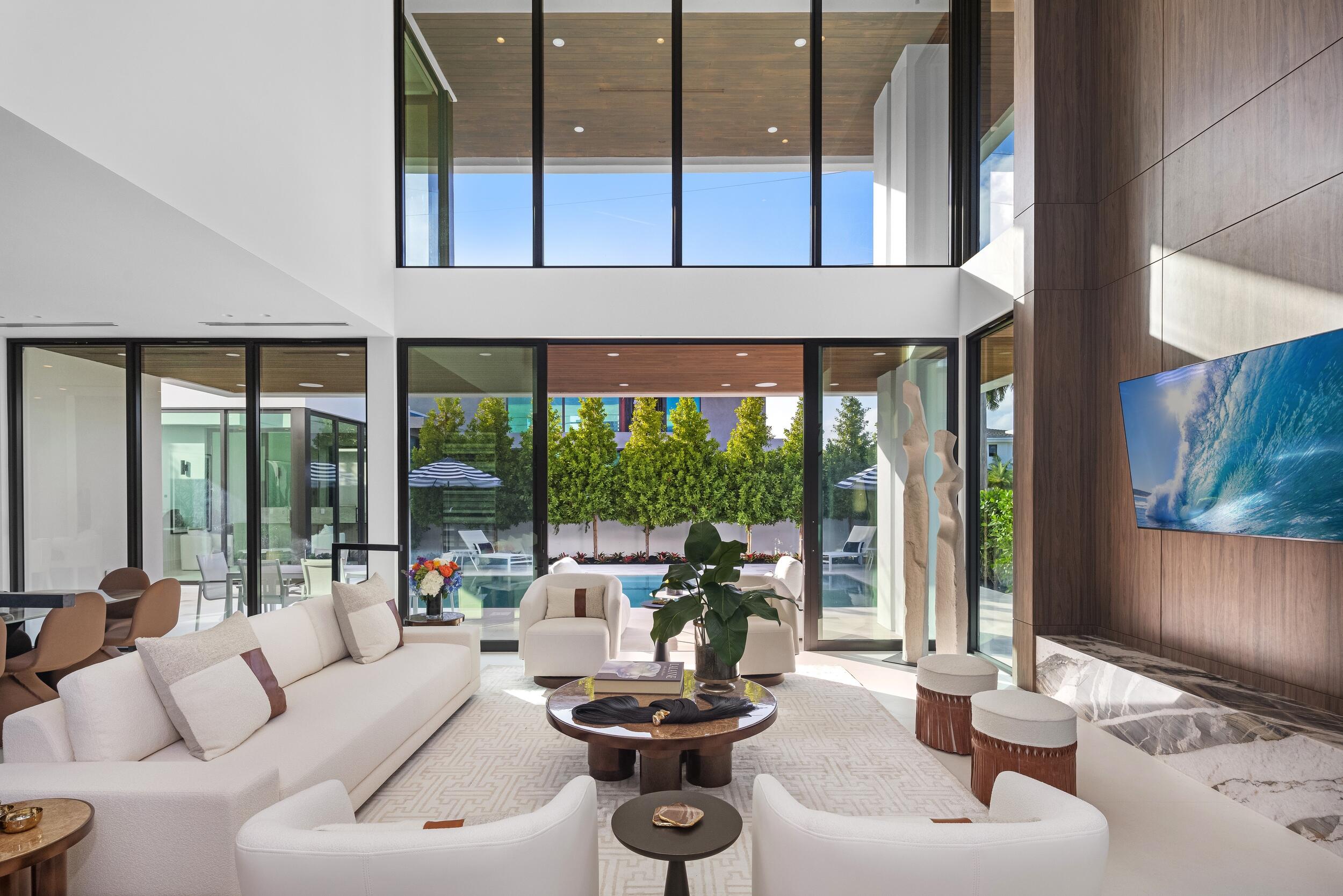 BOCA VILLAS - Residential