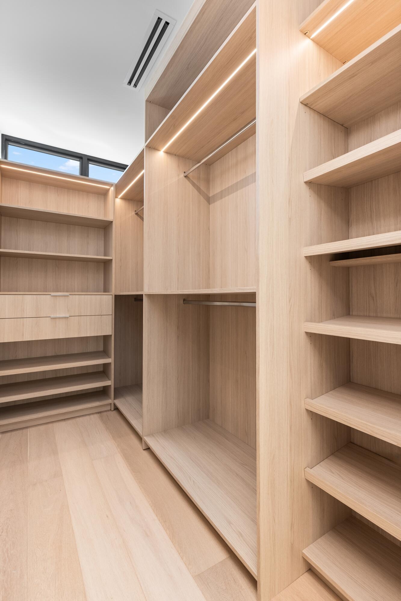 BOCA VILLAS - Residential