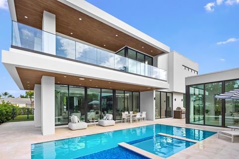 1099 NE 4th Avenue Boca Raton FL 33432