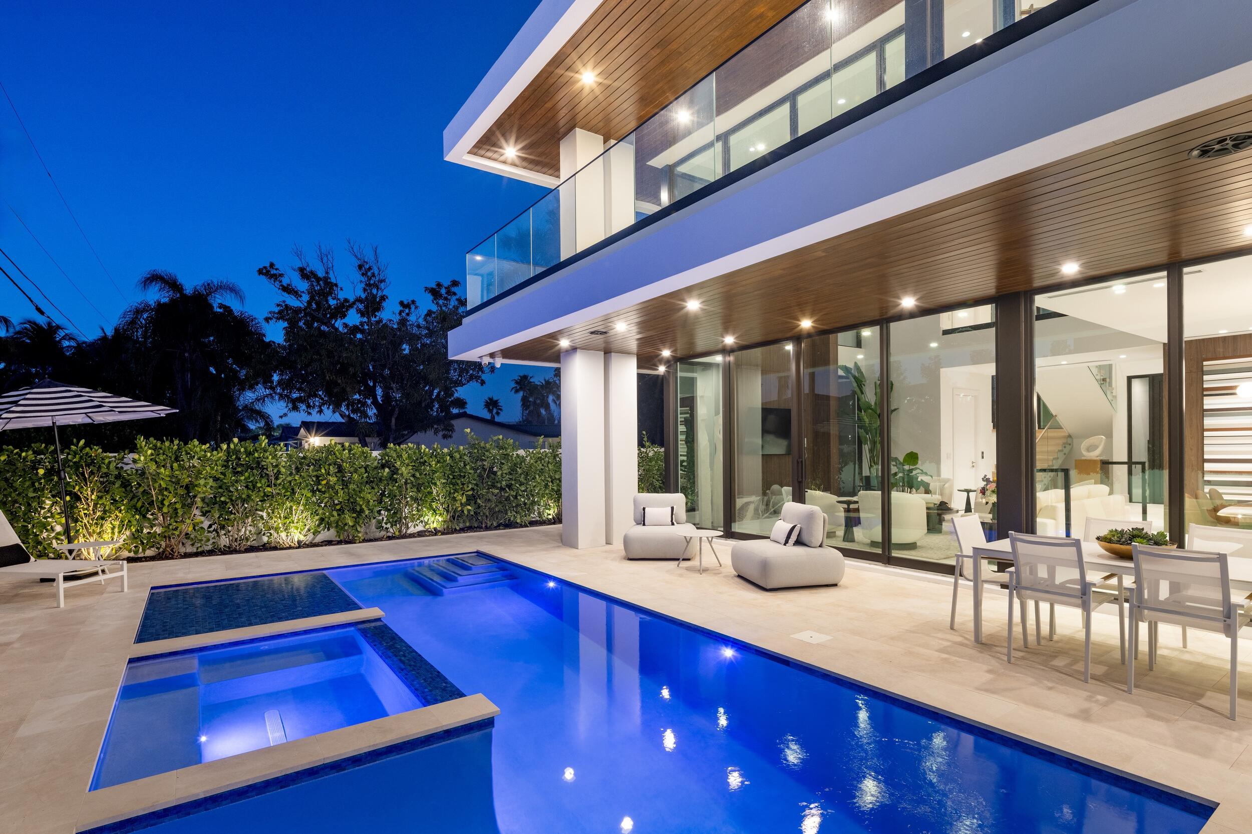 BOCA VILLAS - Residential