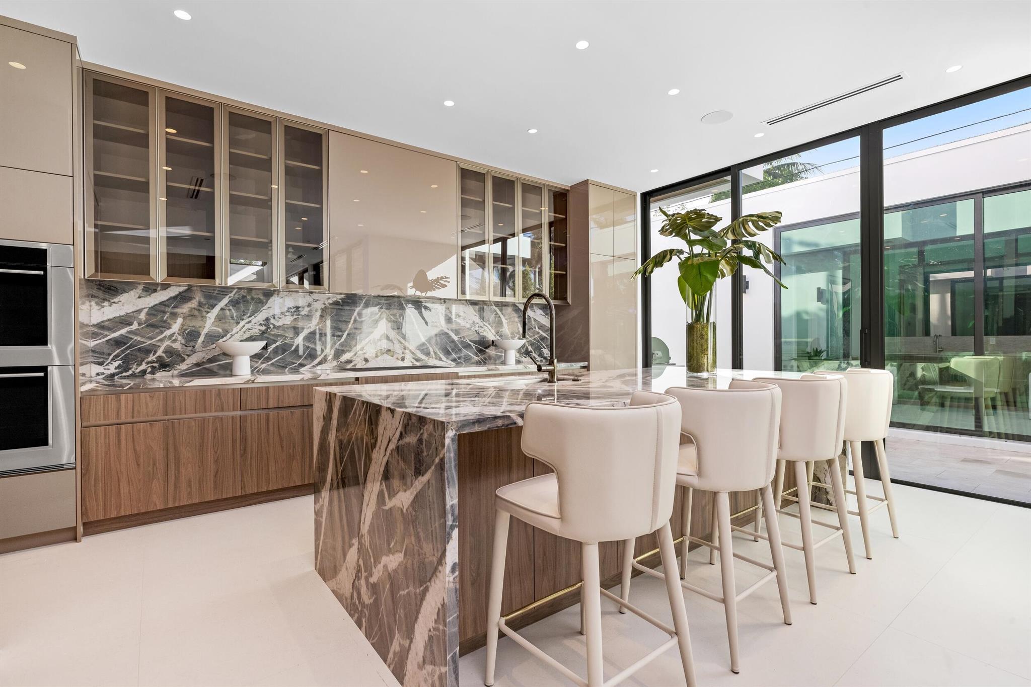 BOCA VILLAS - Residential